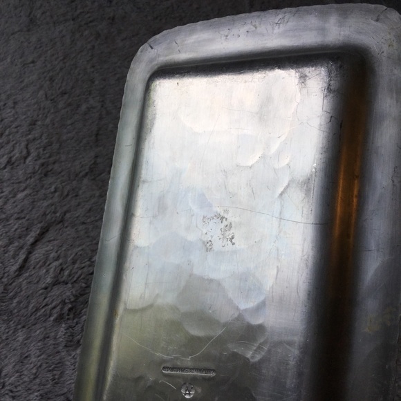 Arthur Armour Hammered aluminum floral tray, tidbits, entry tray or purse tray - Picture 14 of 16